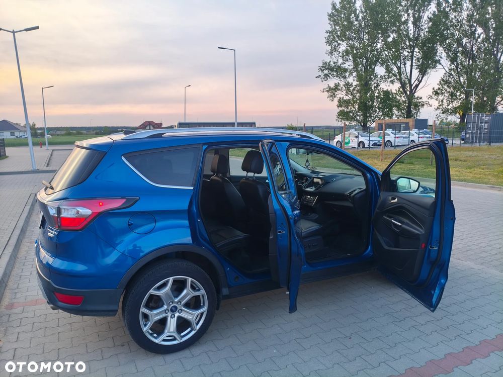 Ford Escape 2.0 EcoBoost AWD Titanium - 12