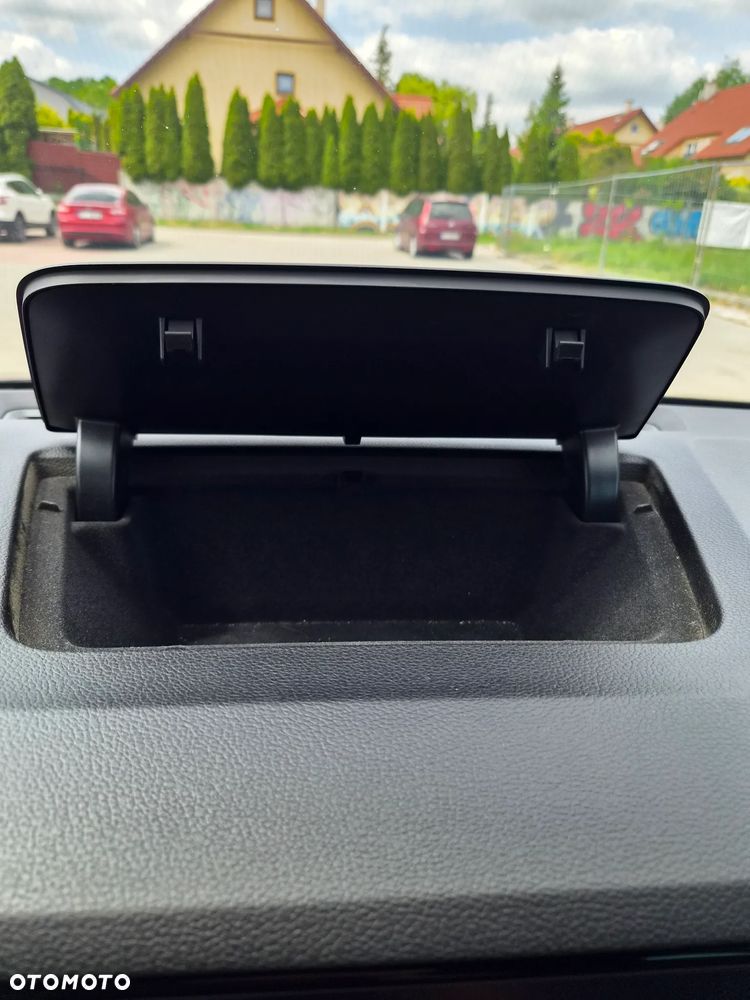 Skoda Karoq 1.5 TSI ACT 4x2 Ambition - 39