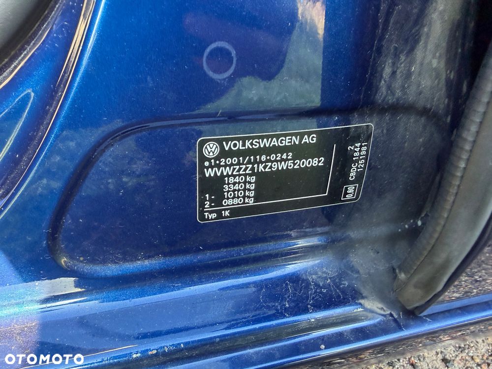 Volkswagen Golf 2.0 TDI DPF Comfortline - 22