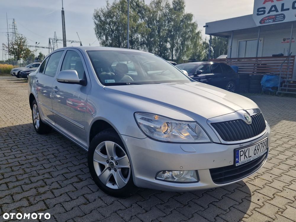 Skoda Octavia 2.0 TSI DSG RS - 4