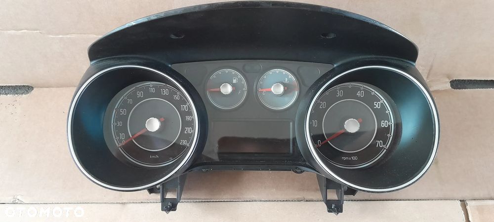 FIAT PUNTO EVO LICZNIK ZEGARY - 1