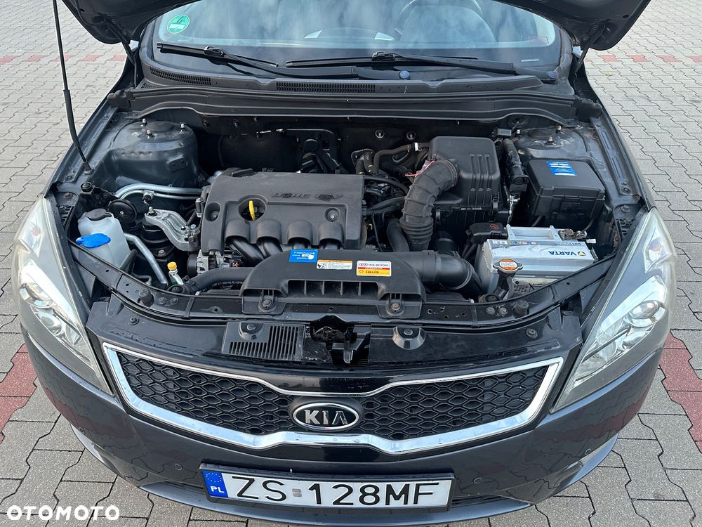 Kia Ceed 1.4 Comfort + - 24