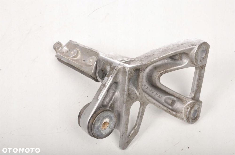 SUZUKI GSX-F 750 SET PODNÓŻEK PRAWY TYŁ - 2