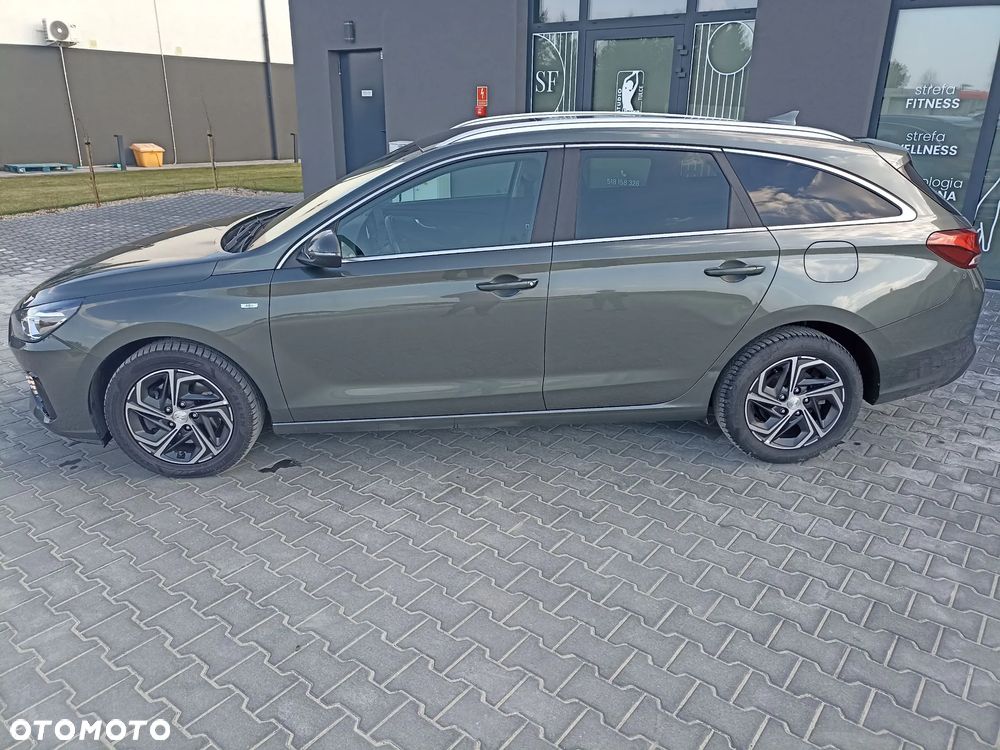 Hyundai i30 1.5 T-GDI 48V Comfort DCT - 8