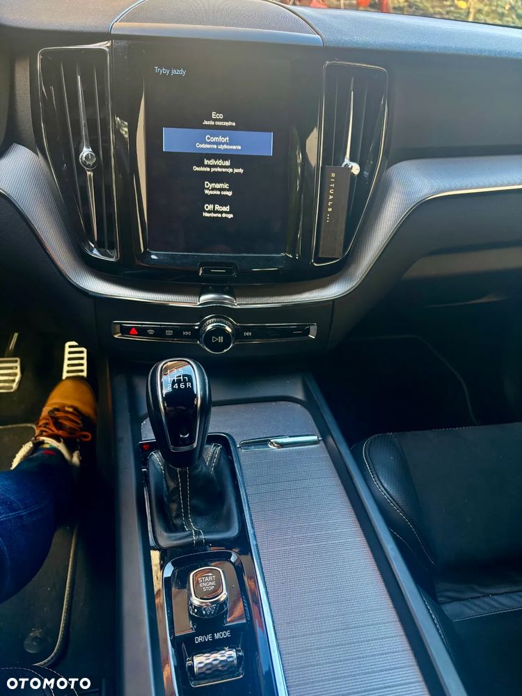 Volvo XC 60 D3 R-Design - 17