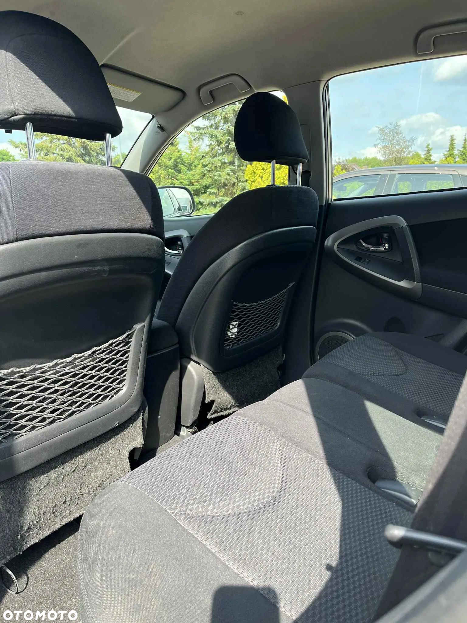 Toyota RAV4 - 14