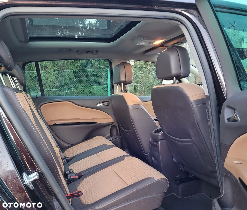 Opel Zafira 2.0 CDTI Cosmo - 14