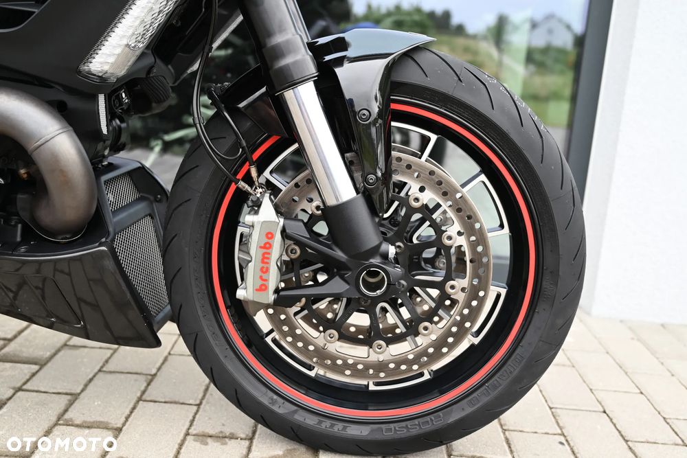 Ducati Diavel - 18