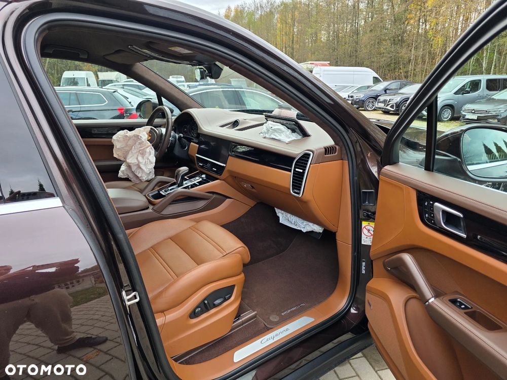 Porsche Cayenne E-Hybrid Platinum Edition - 15