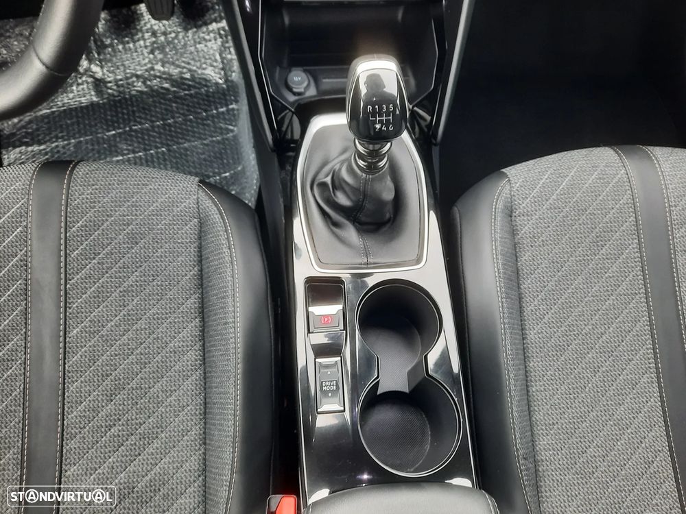 Peugeot 2008 1.2 PureTech Allure Pack - 33