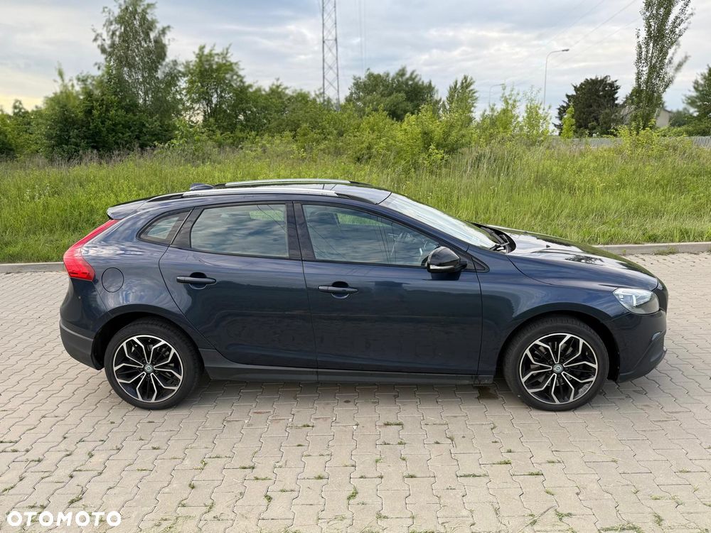 Volvo V40 D2 Momentum - 8