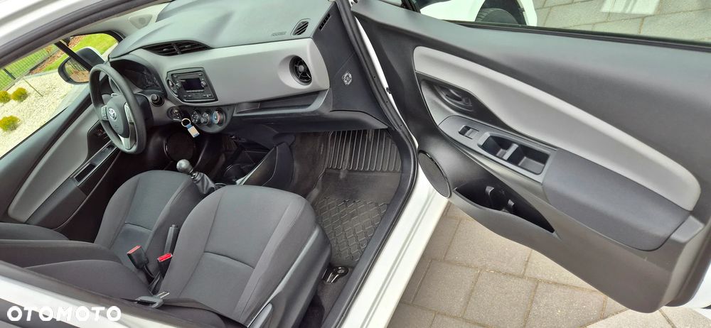 Toyota Yaris 1.5 Active - 14