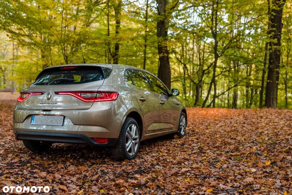 Renault Megane 1.6 SCe Zen - 2