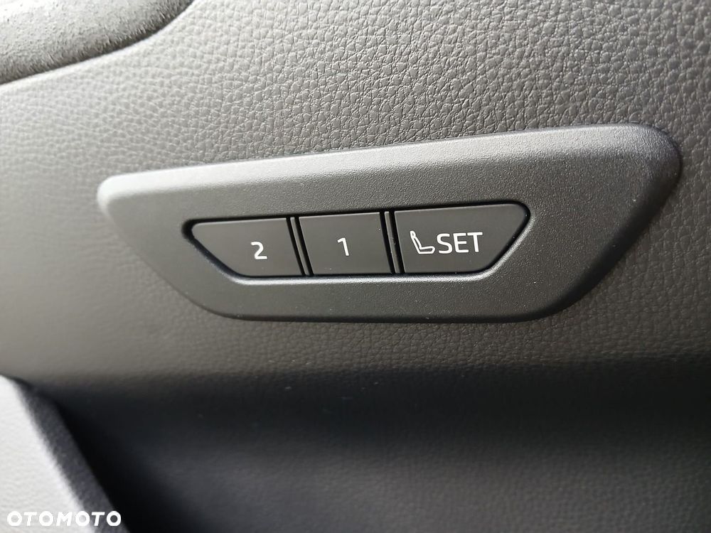 Toyota C-HR 1.8 Hybrid Executive - 32