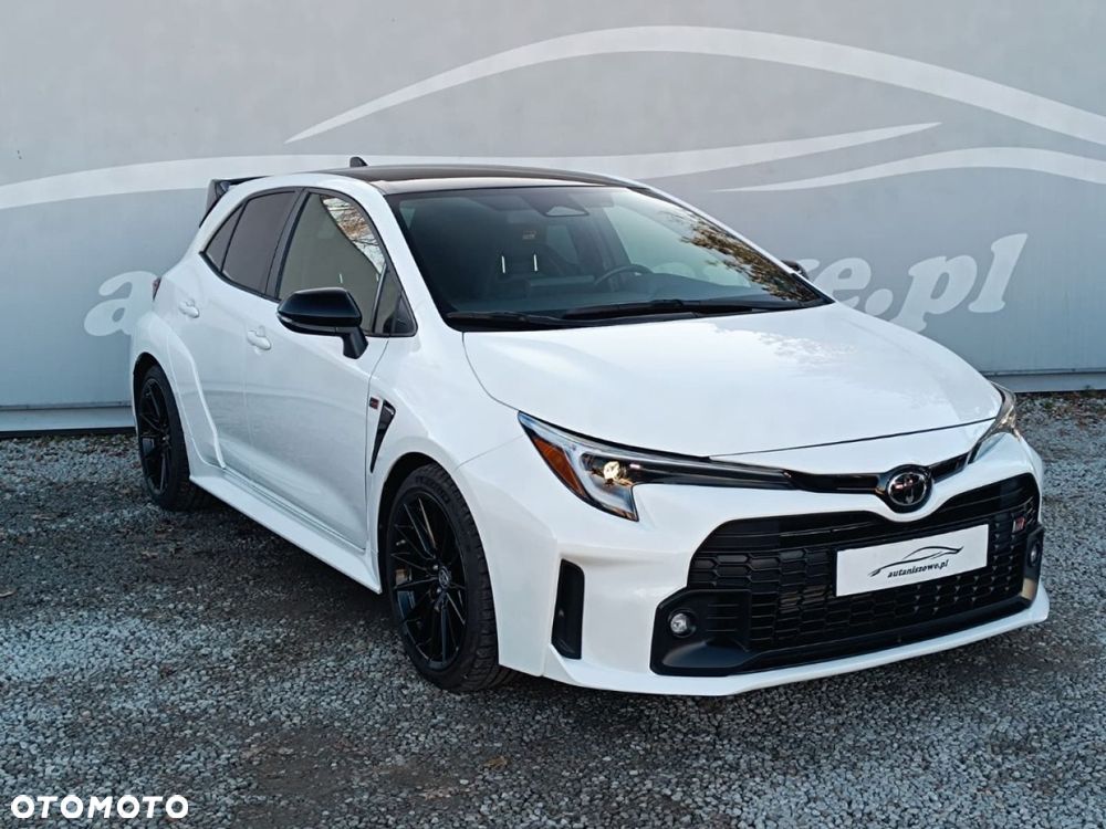 Toyota GR Corolla - 12