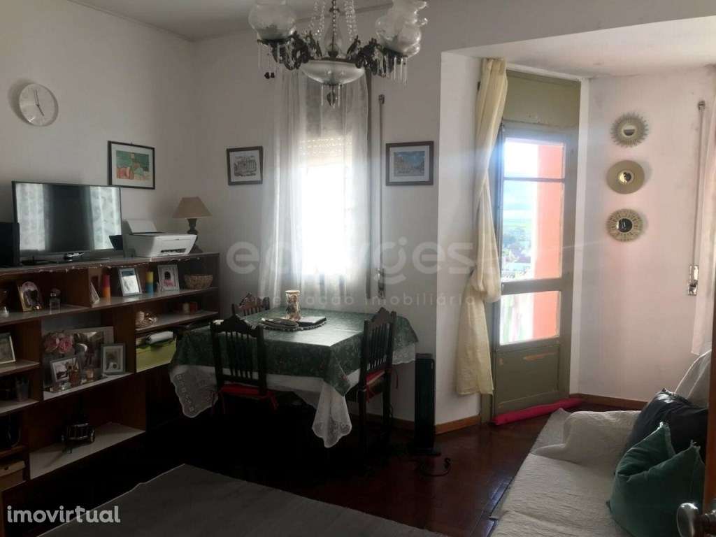 Apartamento T3 em Beja, localizado junto à Escola D. Manuel I - Grande imagem: 3/12