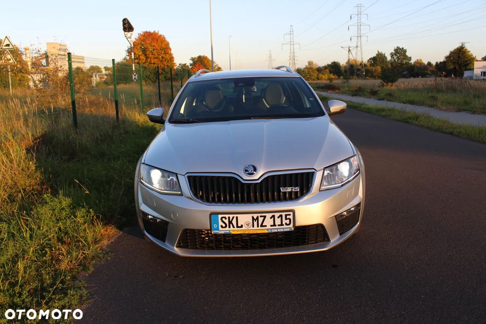 Skoda Octavia 2.0 TDI RS - 2