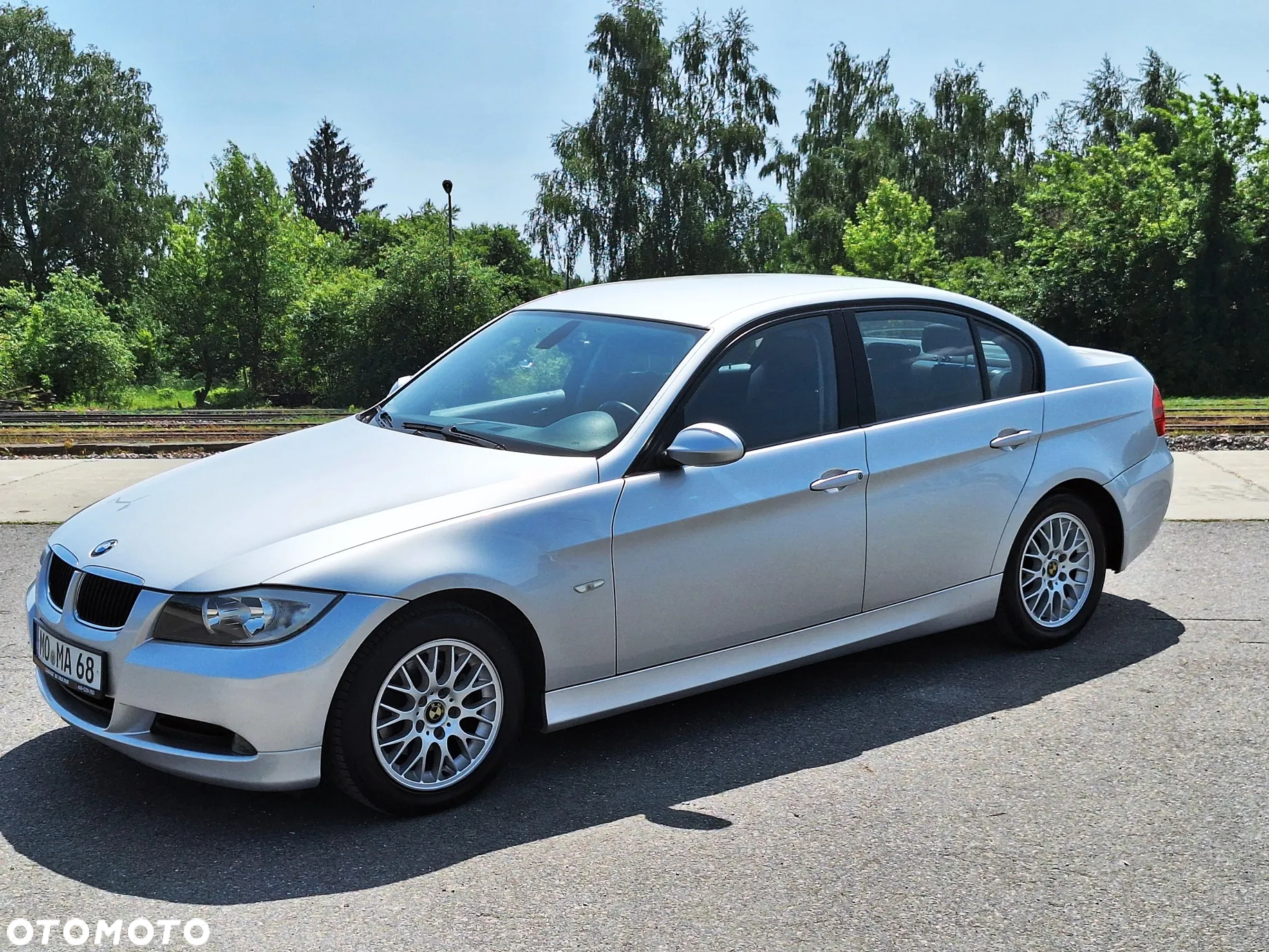 BMW Seria 3 318i - 20