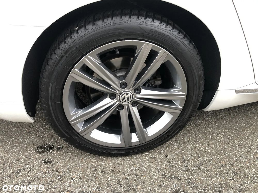 Volkswagen Arteon 2.0 TDI R-Line DSG - 33