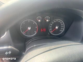 Ford Focus 1.8 TDCi Ambiente - 8