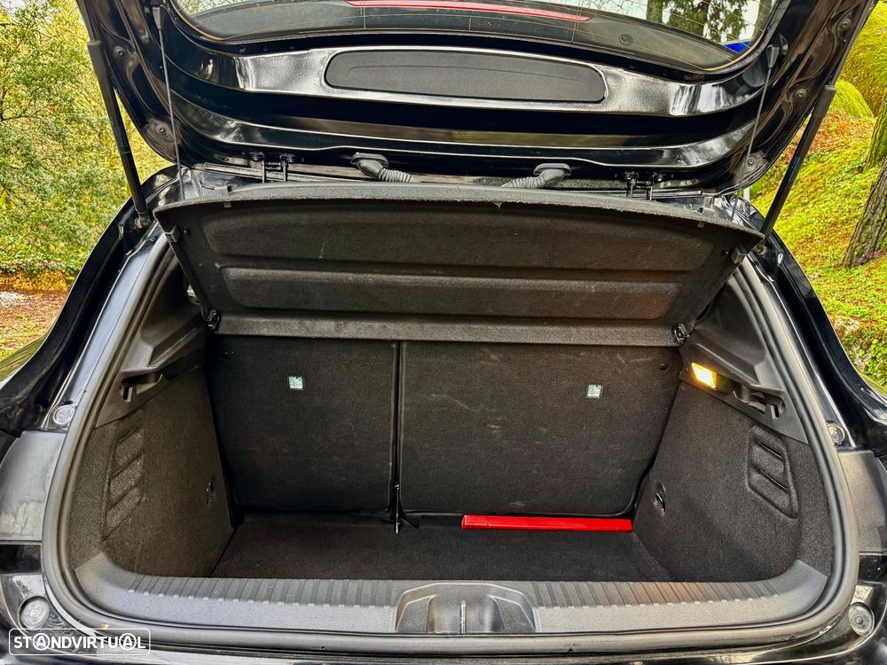 Renault Clio 1.0 TCe Techno - 19