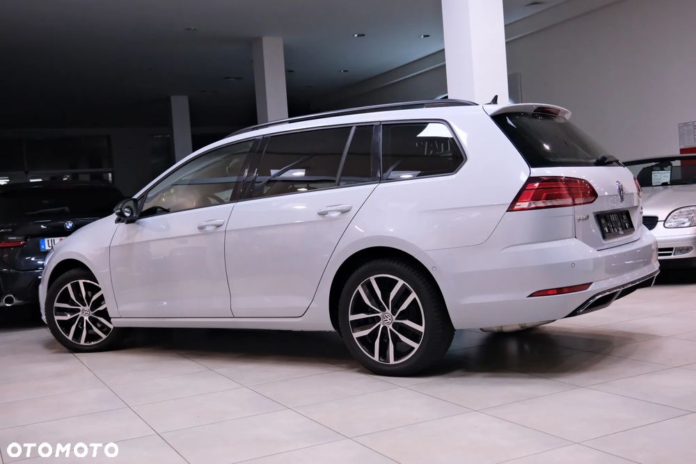 Volkswagen Golf 2.0 TSI OPF DSG R-Line - 15