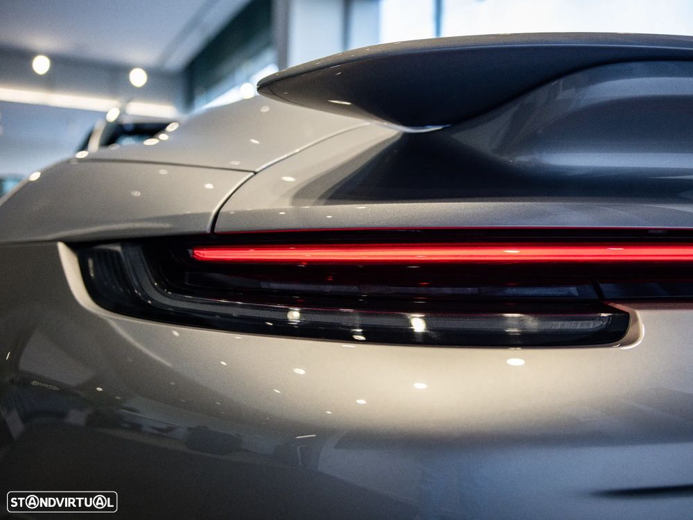 Porsche 911 (992) Turbo PDK - 20
