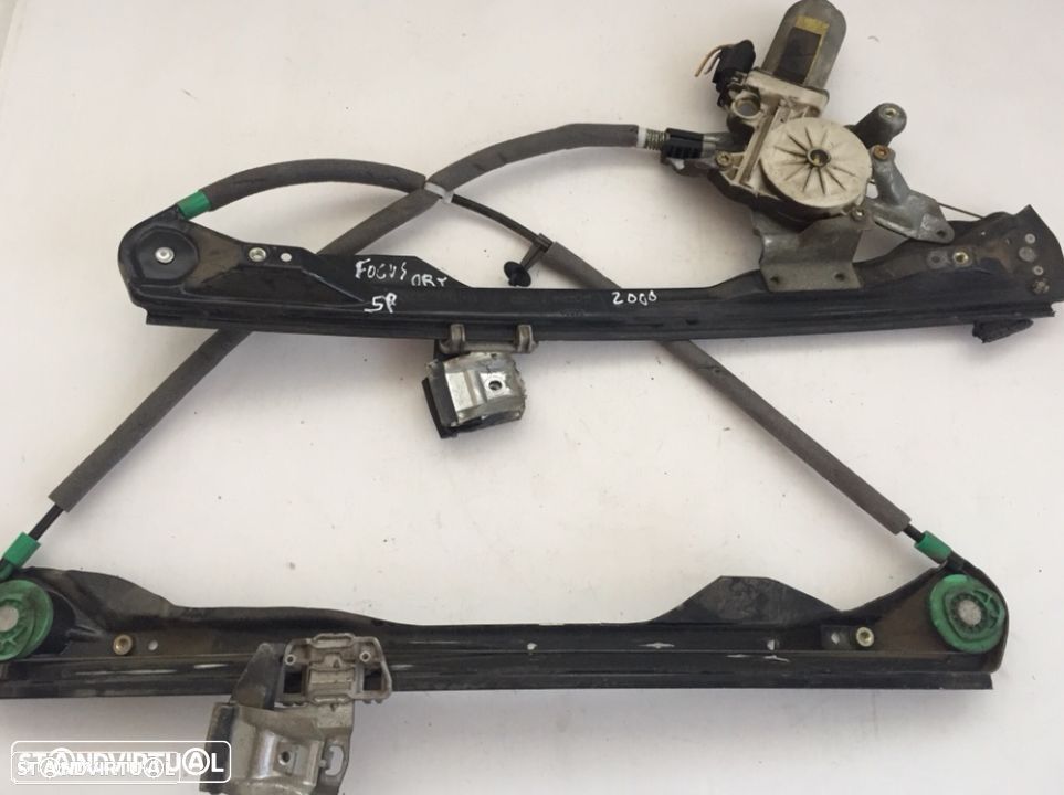 elevador vidro elétrico frente direito Ford focus 5P 00 - 1