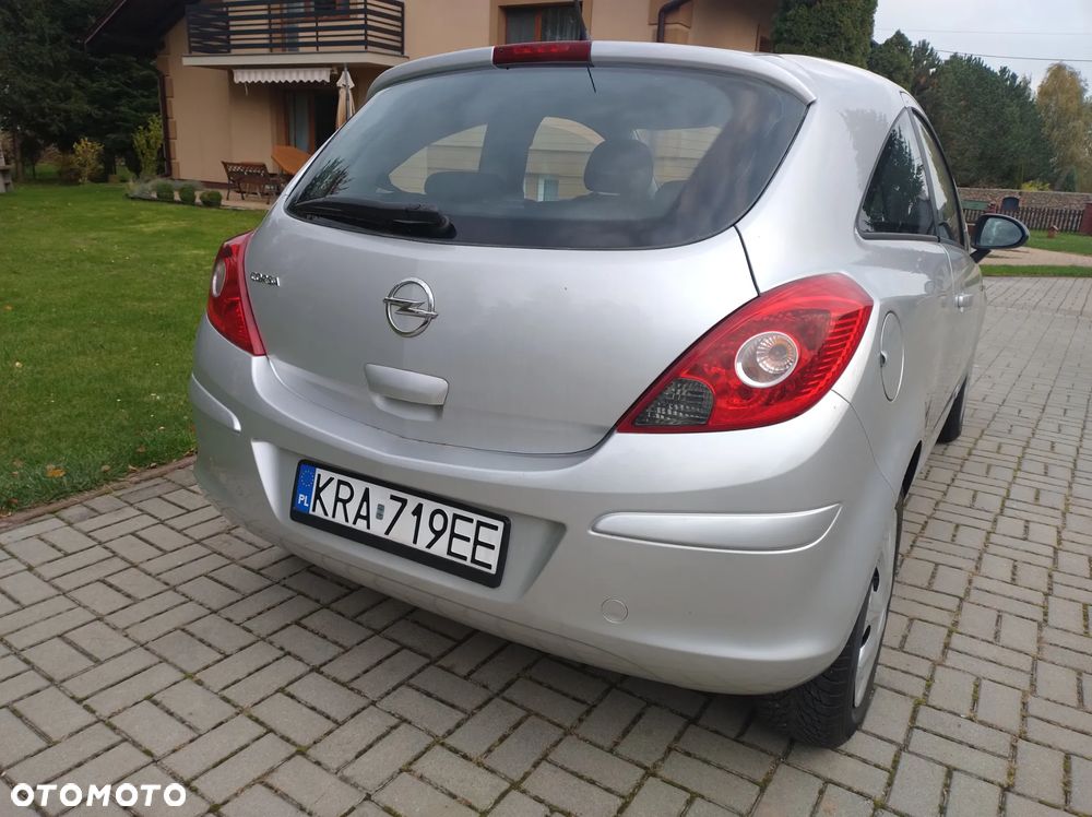Opel Corsa 1.2 16V Enjoy - 8