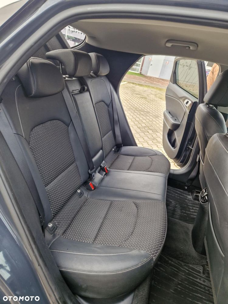 Kia XCeed 1.5 T-GDI XL - 23