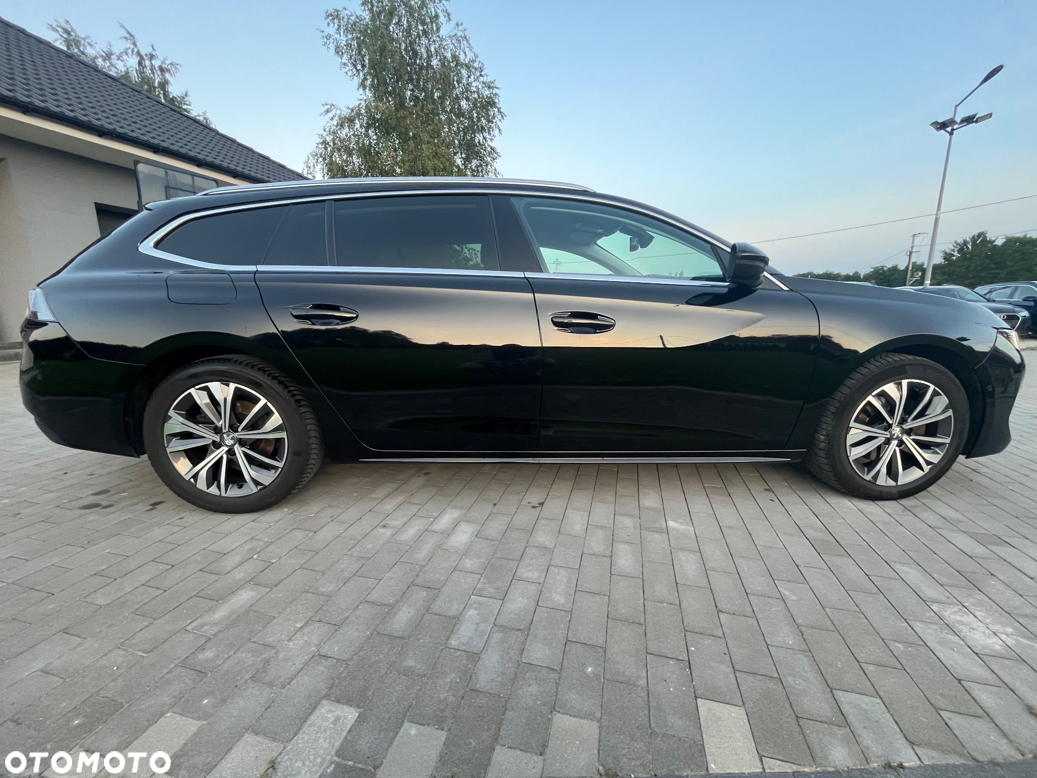 Peugeot 508 1.5 BlueHDi Allure S&S EAT8 - 11