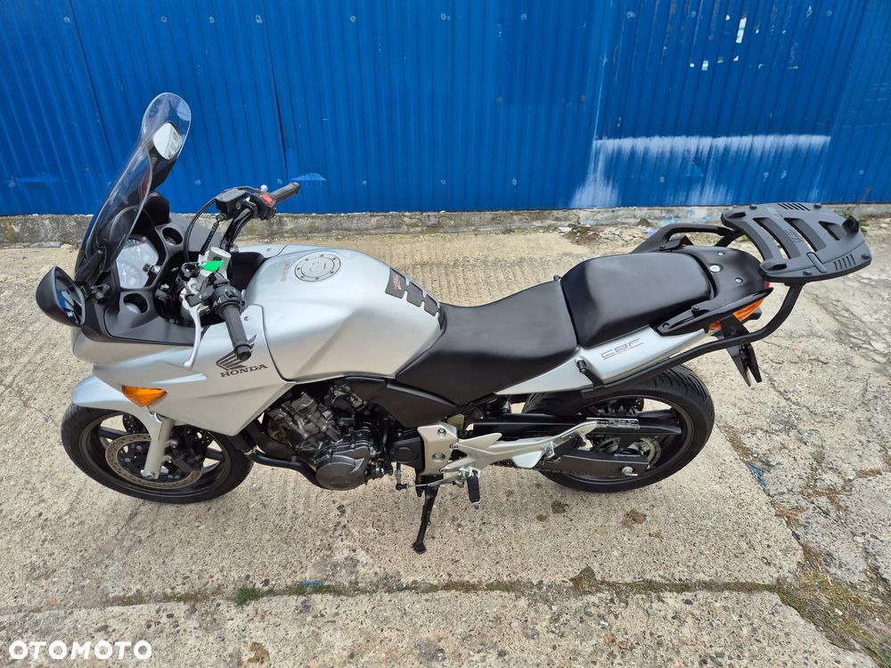 Honda CBF - 4