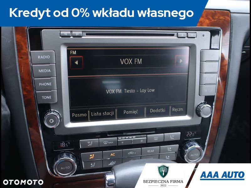 Volkswagen Phaeton - 14