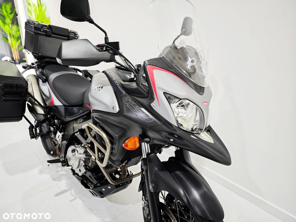 Suzuki V-STROM - 15