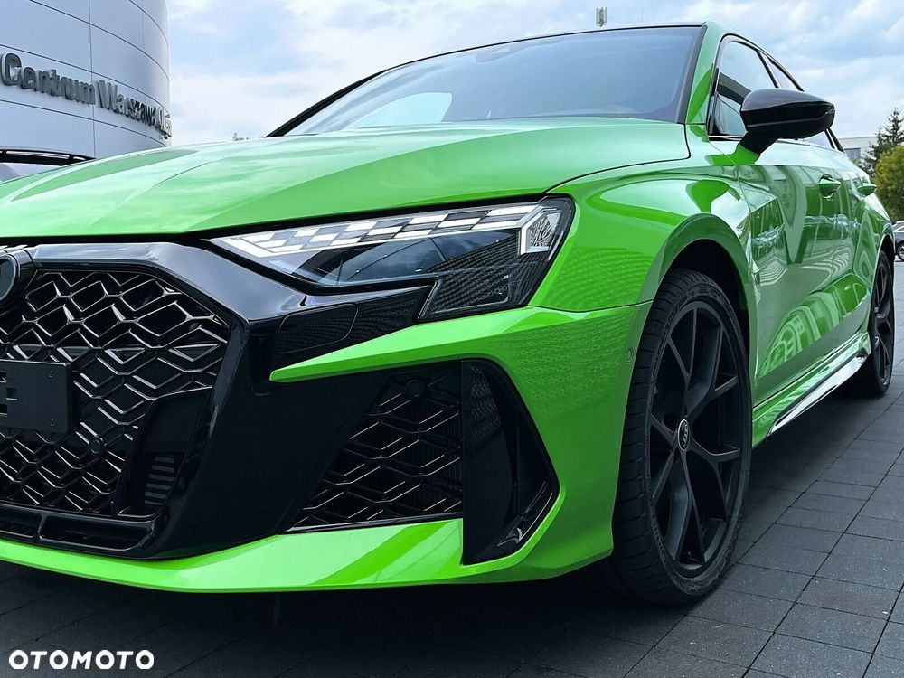 Audi RS3 Limousine - 5