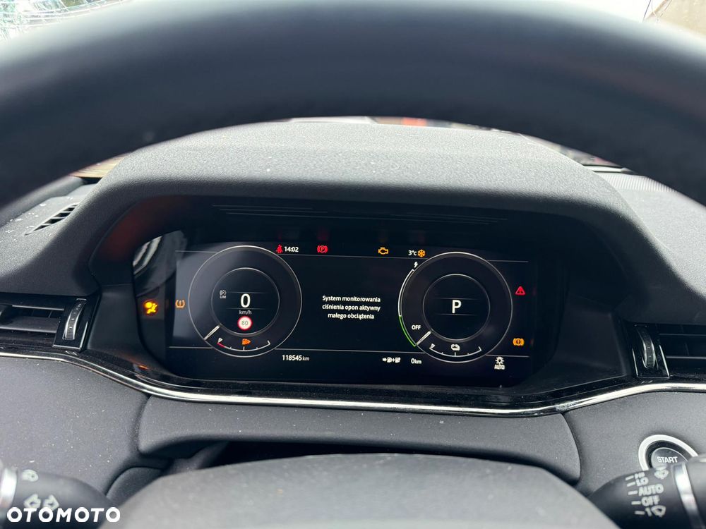 Land Rover Range Rover Evoque P300e R-Dynamic S - 32