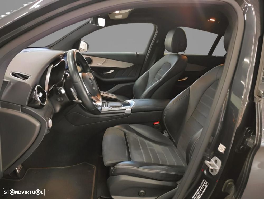 Mercedes-Benz GLC 300 e Coupé 4Matic - 6