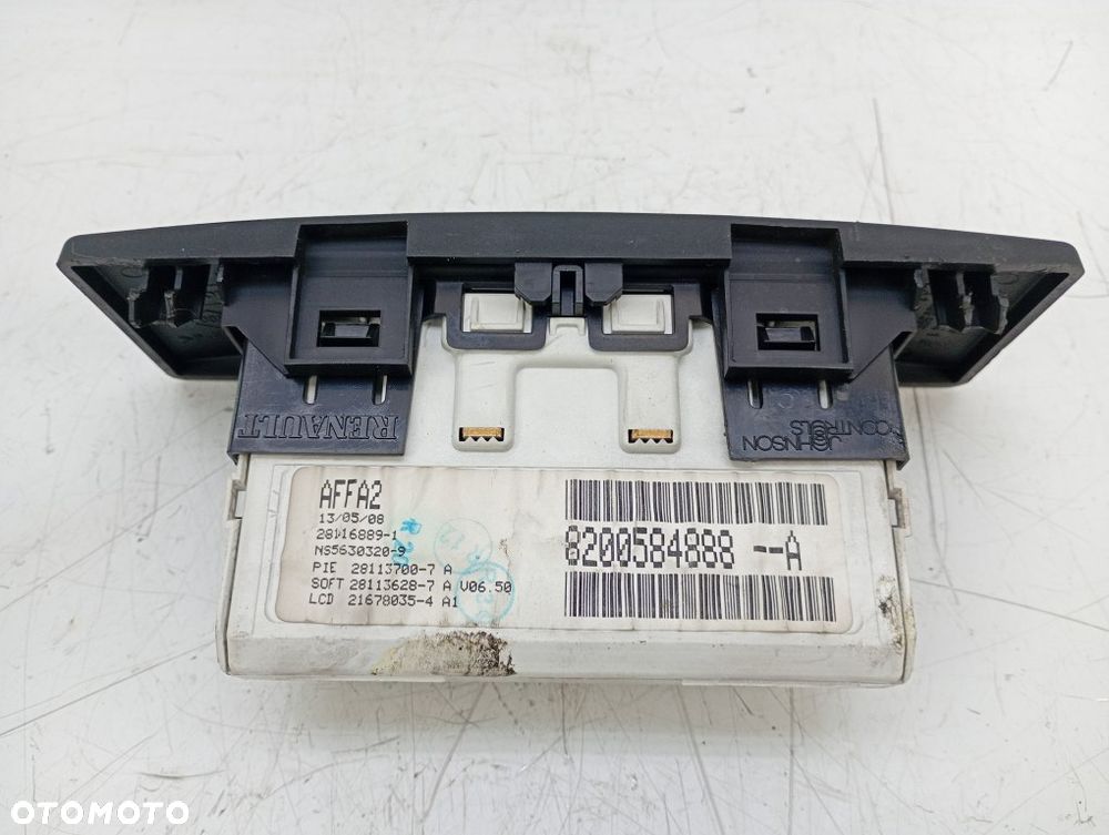 ekran wyświetlacz radia panel ramka renault master II movano 8200584888 - 4