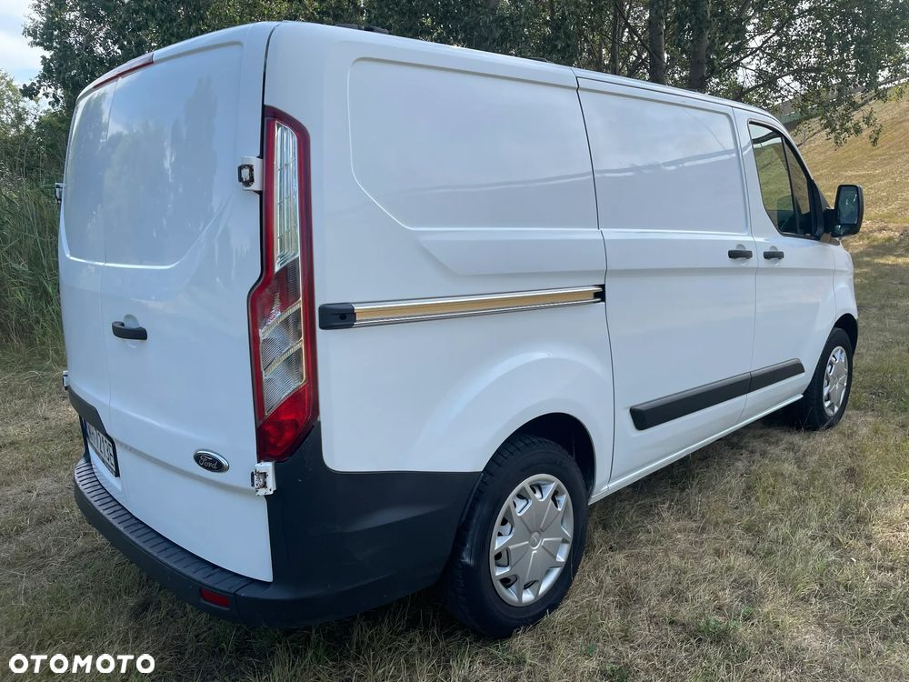 Ford Transit Custom - 8