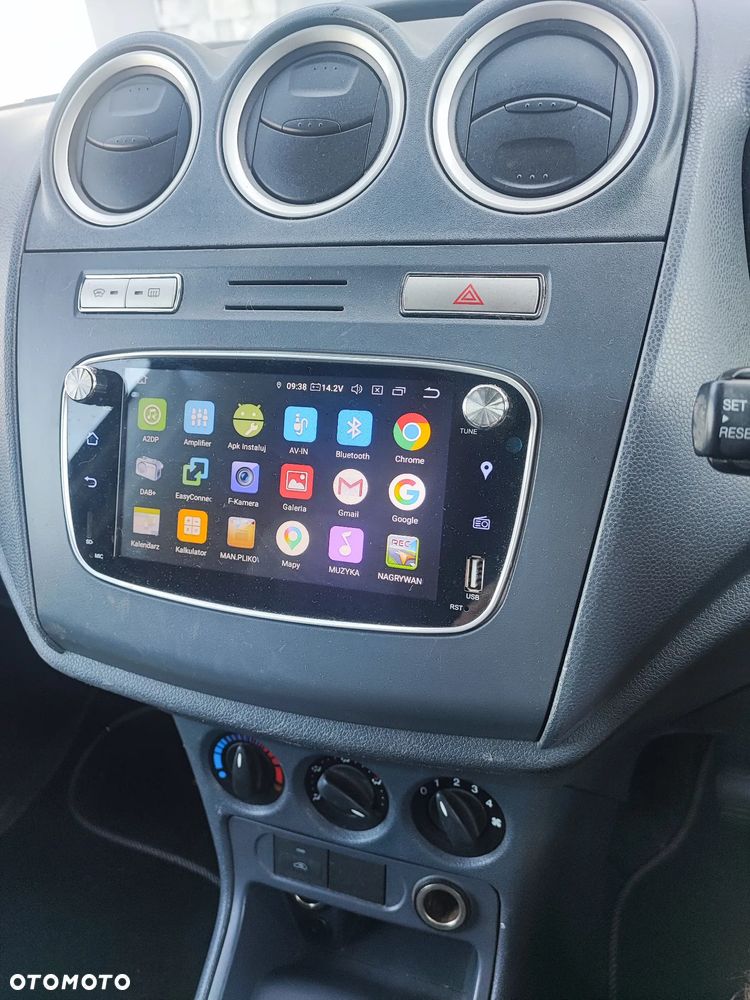 Ford Transit Connect 220 SWB Van - 9