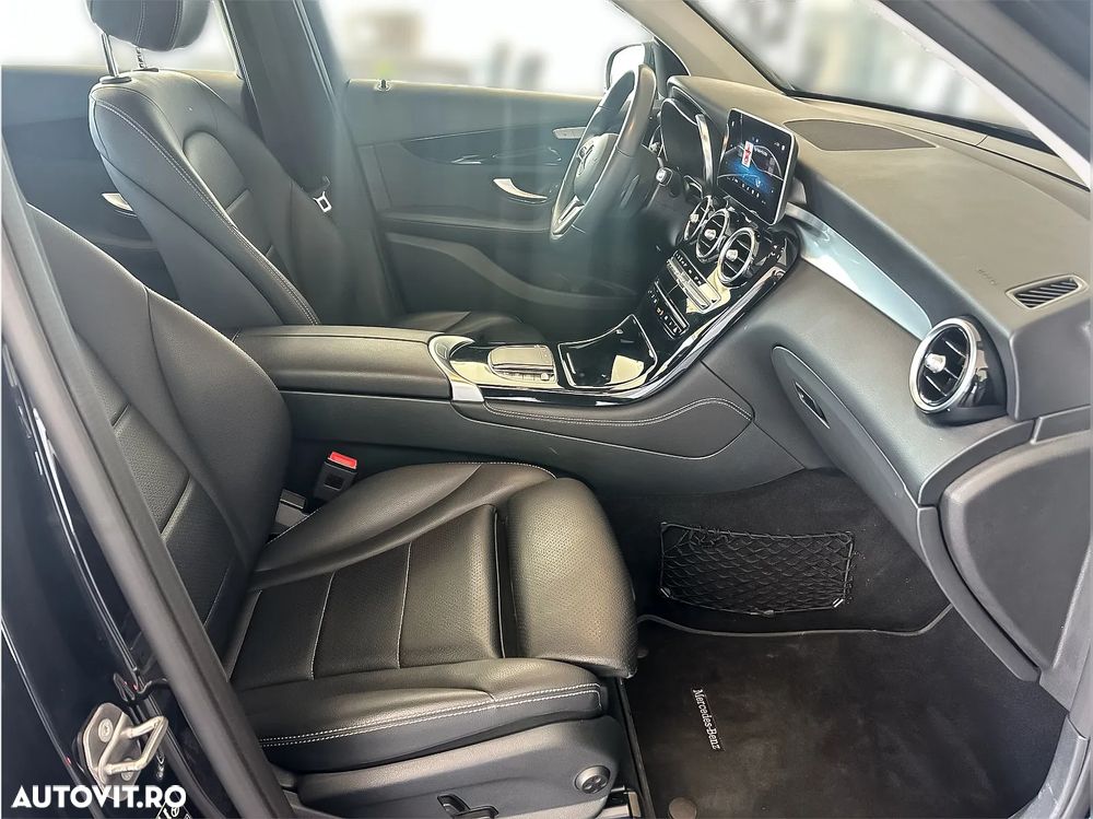 Mercedes-Benz GLC 220 d 4Matic 9G-TRONIC - 12
