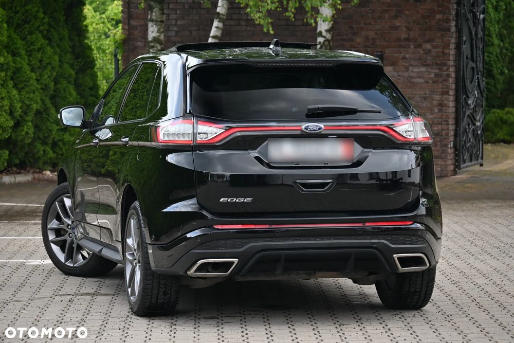Ford Edge 2.0 TDCi Twin-Turbo 4WD ST-Line - 13
