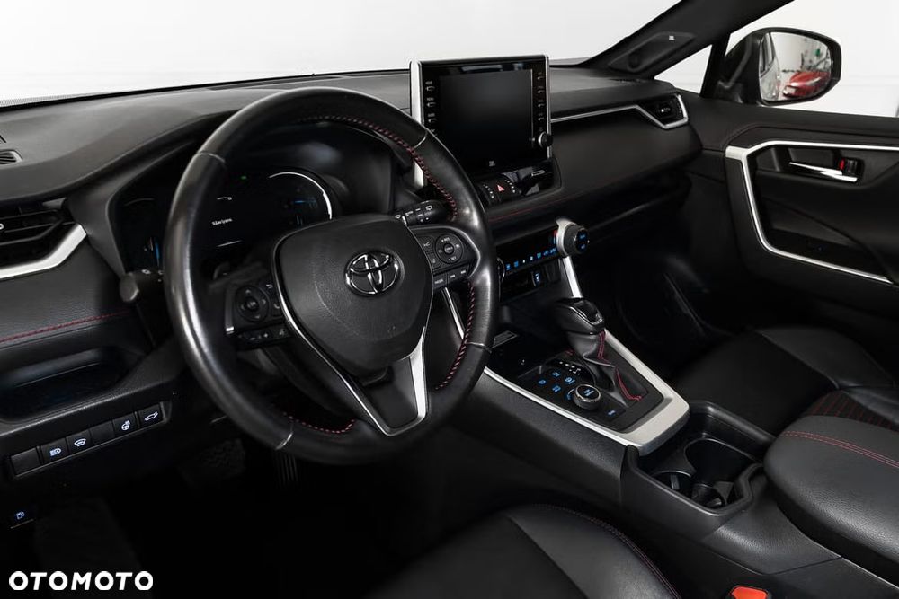 Toyota RAV4 - 18