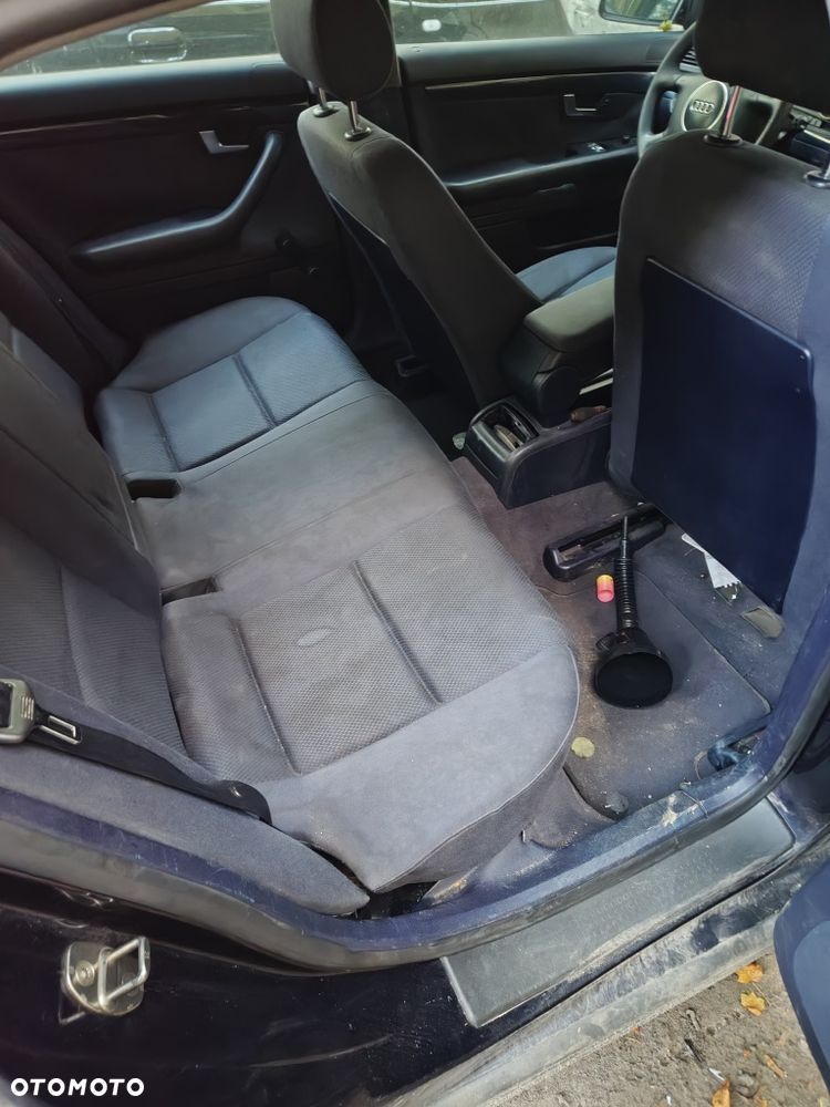 Audi A4 Limousine - 6