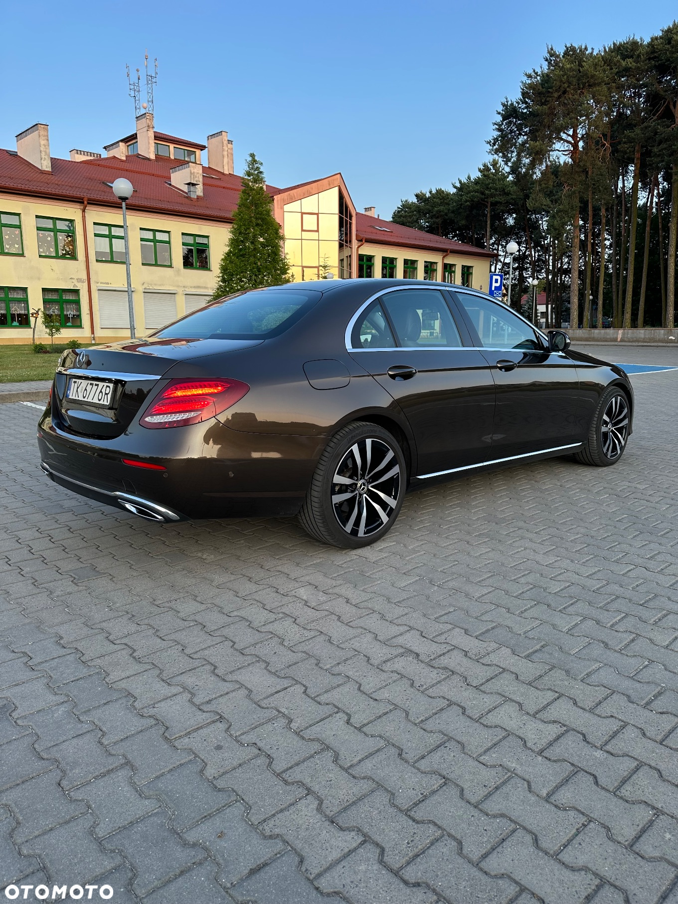 Mercedes-Benz Klasa E 220 d 9G-TRONIC - 7