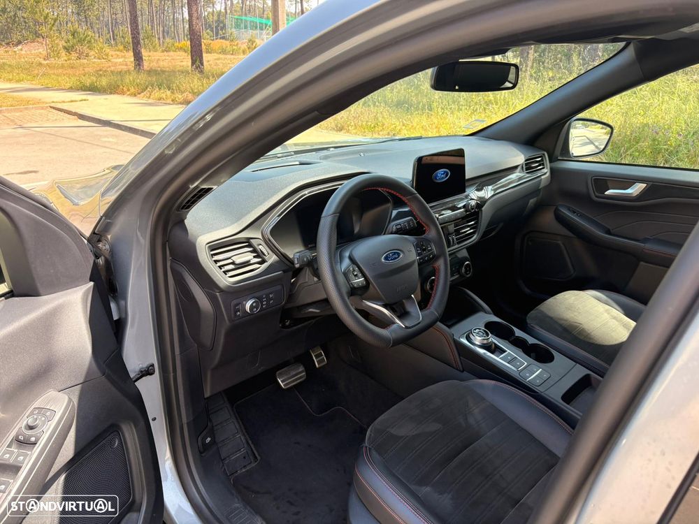 Ford Kuga 2.5 PHEV ST-Line X - 11