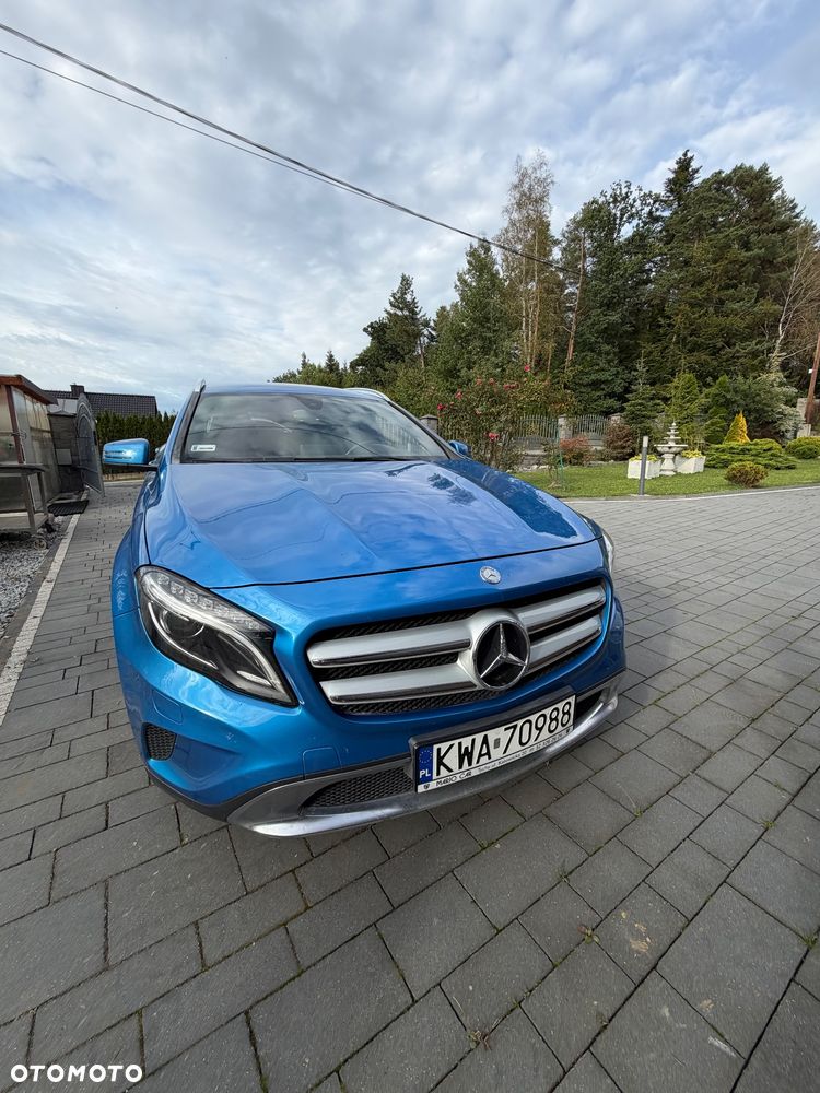 Mercedes-Benz GLA - 6