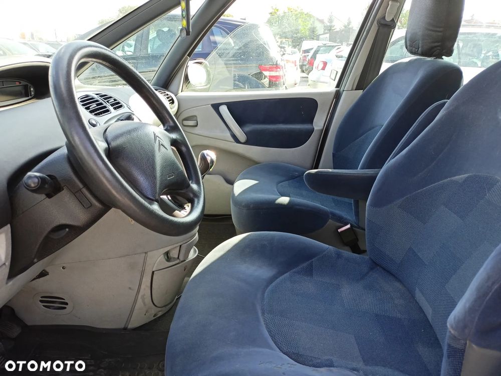 Citroën Xsara Picasso - 8