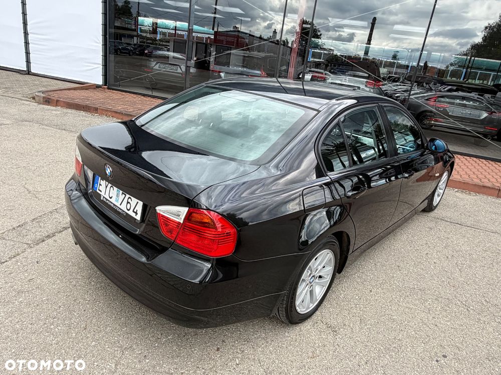 BMW Seria 3 320i Edition Lifestyle - 11