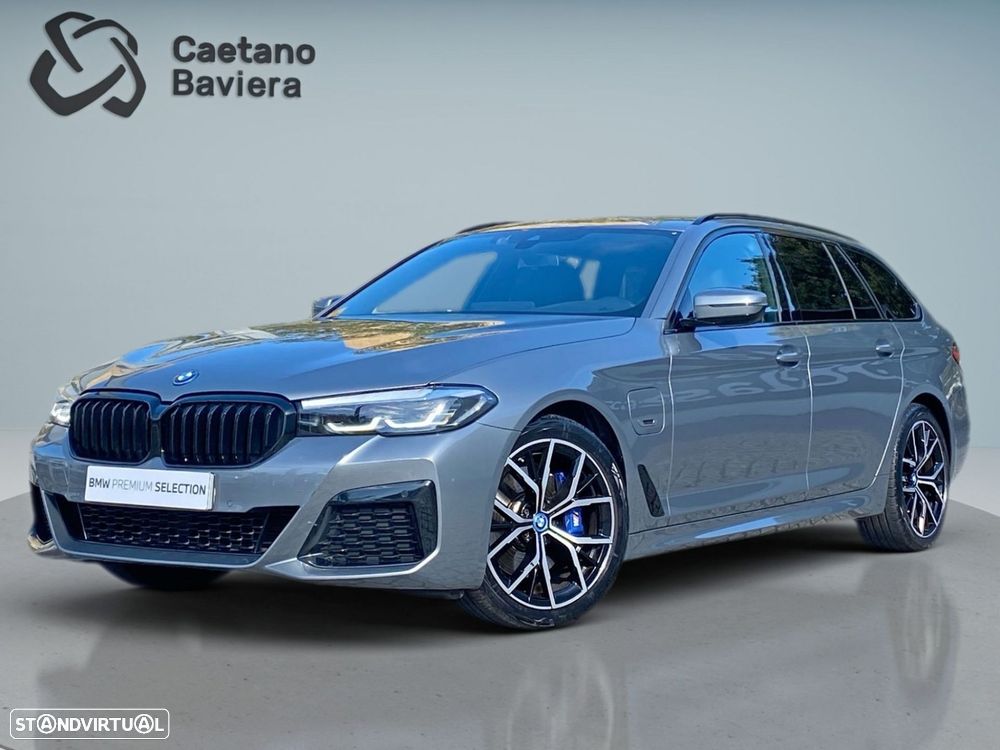 BMW 530 e Pack Desportivo M - 1